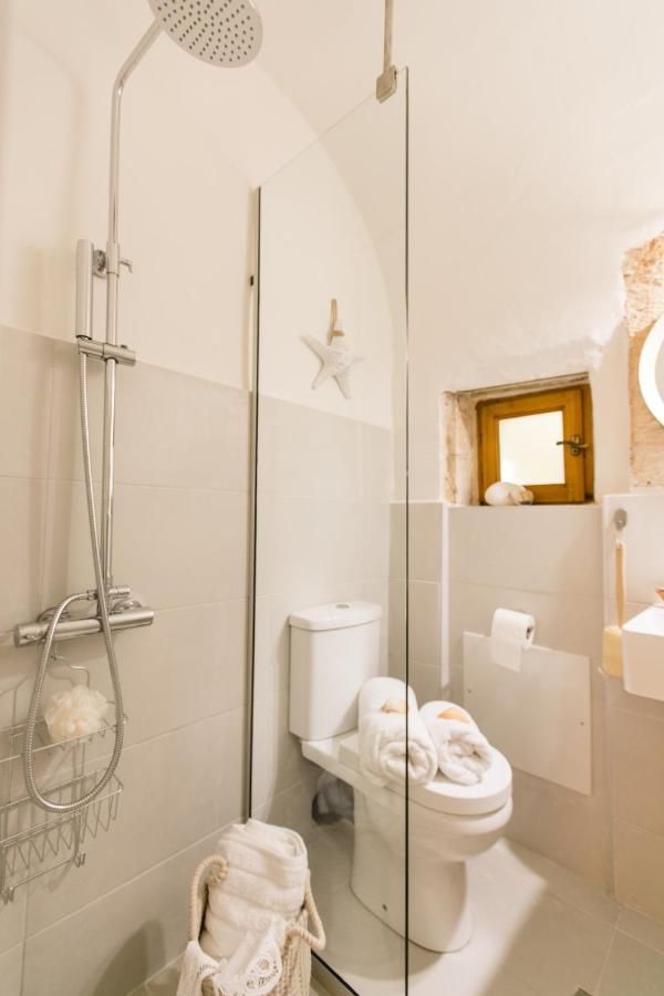 Kamaraki Suites 레팀노 외부 사진